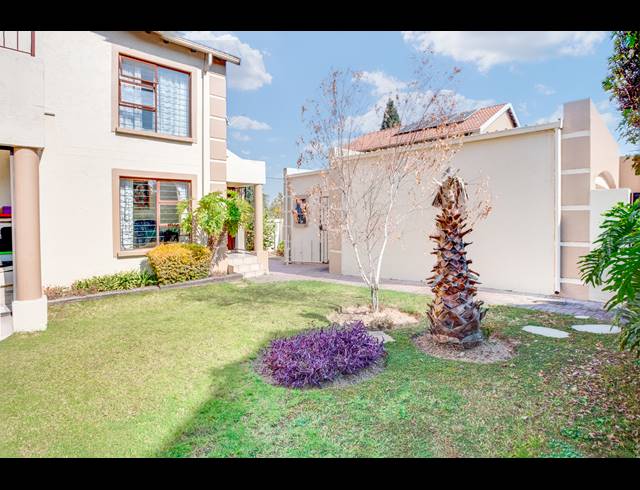 3 BEDROOM HOUSE FOR SALE IN DOUGLASDALE